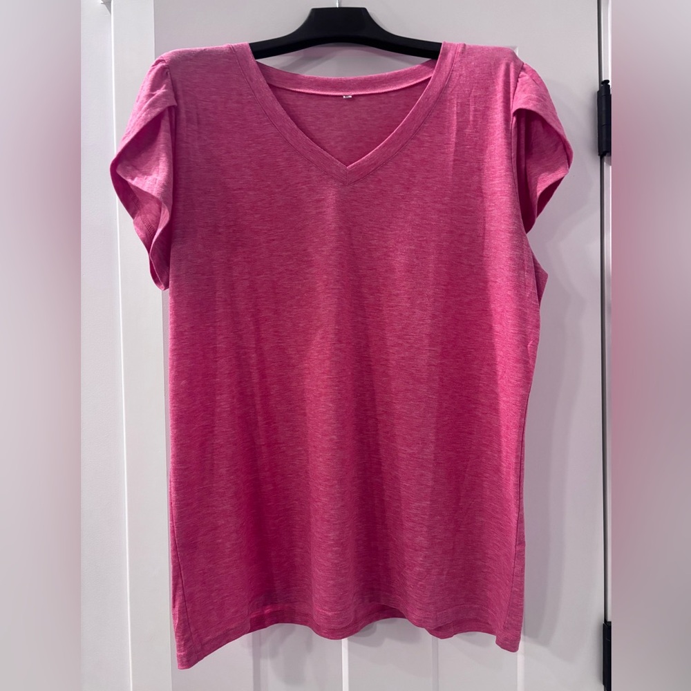 Women’s V-Neck Short Sleeve Salmon Top XL